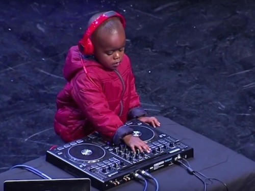 3 Year Old!! : World's Youngest Dj