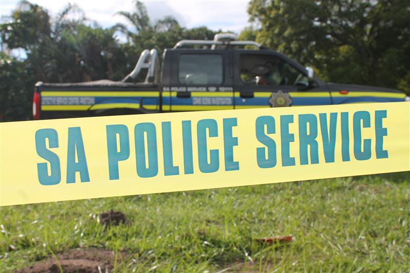 An unknown number of males robbed a fresh produce market robbed in Welkom - Free State