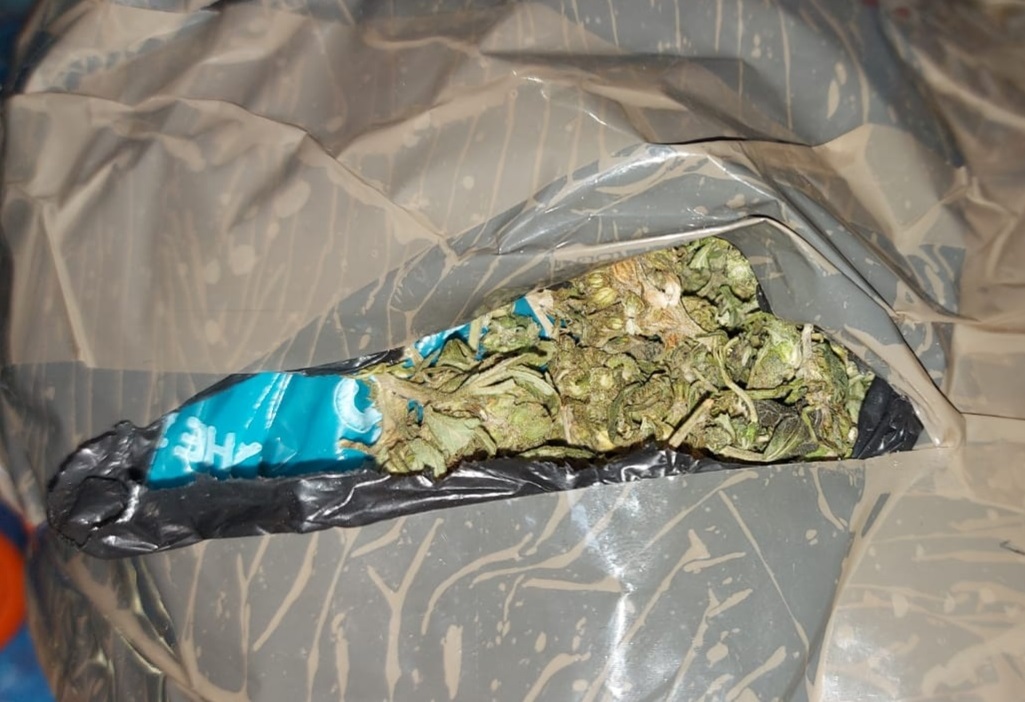 Police arrested five suspects in unrelated incidents and confiscated a large quantity of drugs - Western Cape